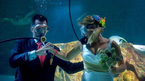 Under water wedding