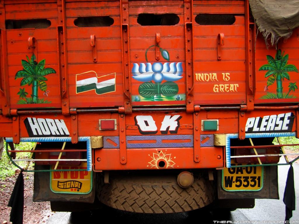 India-Truck-Rear-Sign