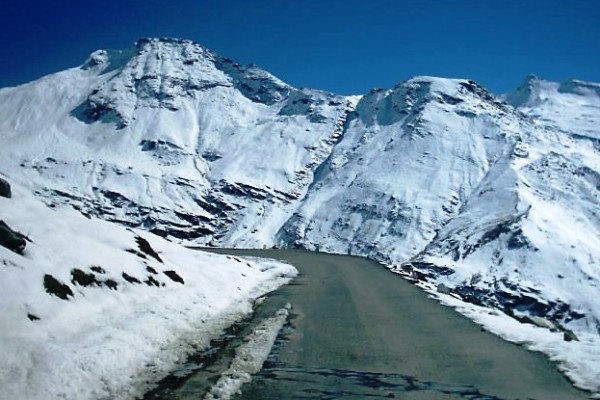 Risky roads !