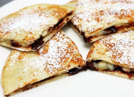 banana-chocolate-crepes