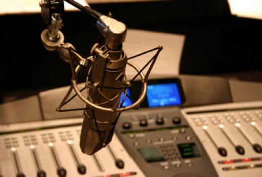 radio-station-instruments